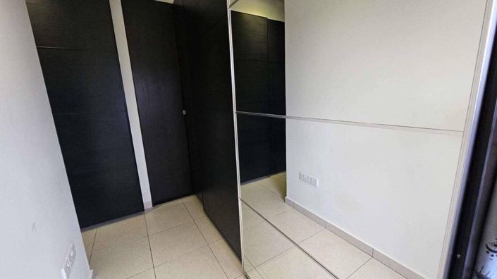 Image No.17-5 Bed House for sale