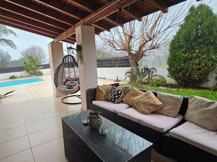 Image No.7-5 Bed House for sale