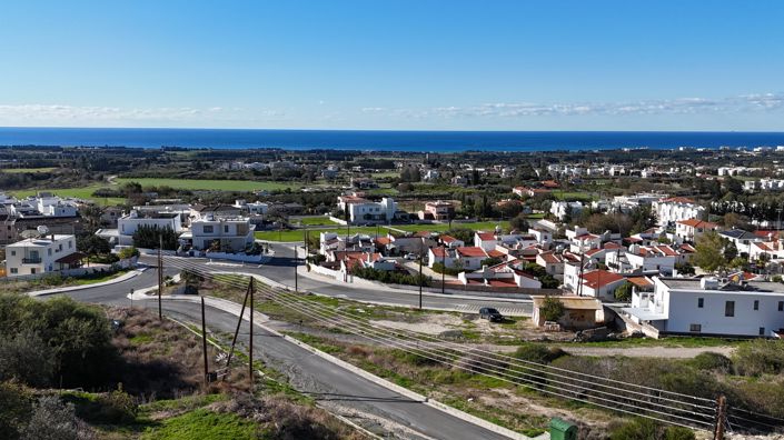 Image No.10-3 Bed House for sale