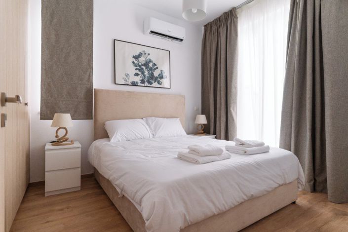 Image No.10-3 Bed House for sale