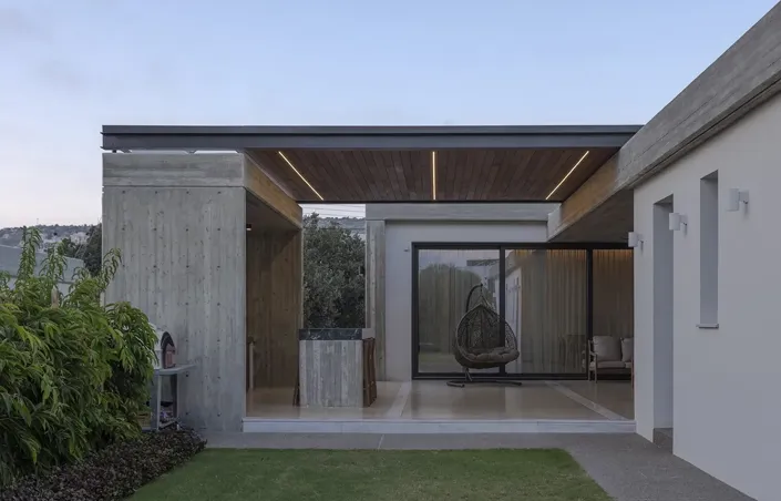 Image No.4-4 Bed Bungalow for sale