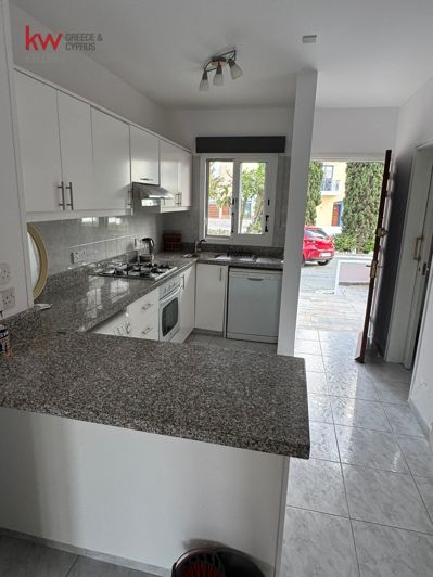 Image No.4-2 Bed House for sale