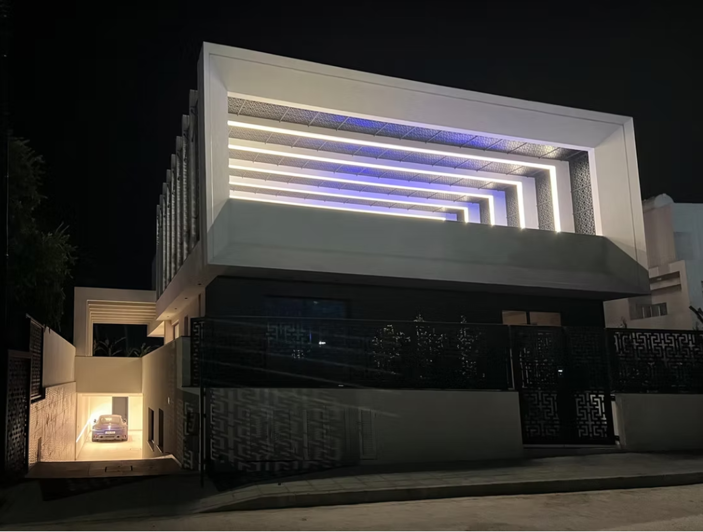 Image No.14-7 Bed House for sale