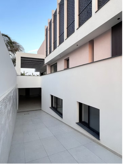 Image No.17-7 Bed House for sale