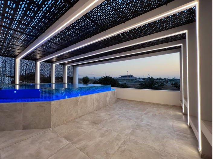 Image No.2-7 Bed House for sale