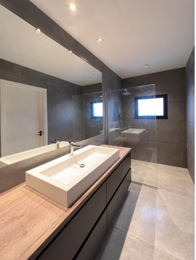 Image No.22-7 Bed House for sale