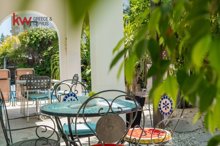 Image No.16-2 Bed House for sale