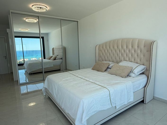 Image No.10-4 Bed House for sale