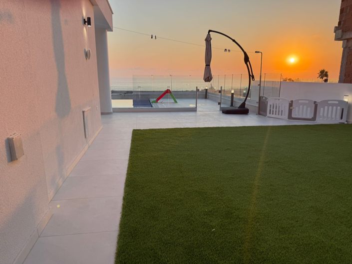 Image No.24-4 Bed House for sale