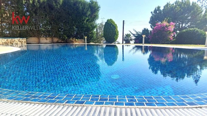 Image No.19-4 Bed House for sale