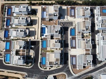 f0fda317-eedc-4276-b52e-8ba79083296a