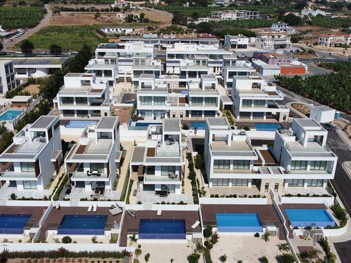 Image No.4-4 Bed House for sale