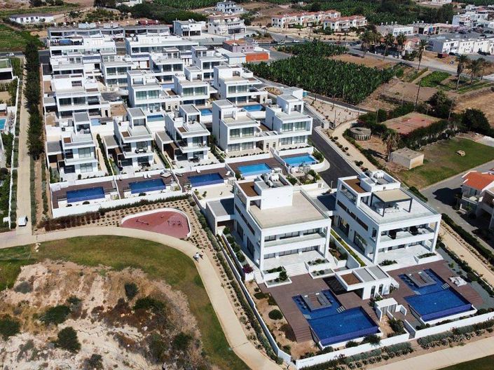 Image No.5-4 Bed House for sale