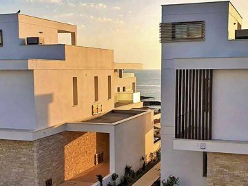 28ce4952-71fb-4cec-b7c2-6a0c2d9fec7b