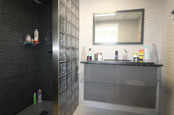 Image No.16-3 Bed Townhouse for sale