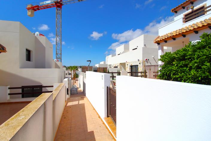 Image No.20-3 Bed Villa for sale