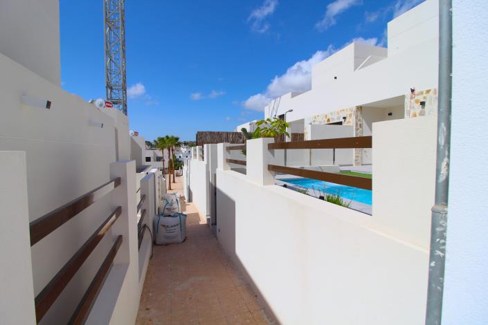 Image No.19-3 Bed Villa for sale