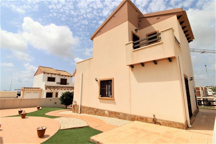 Image No.13-3 Bed Villa for sale