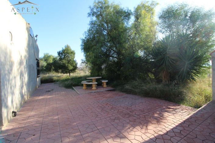 Image No.7-2 Bed Country House for sale