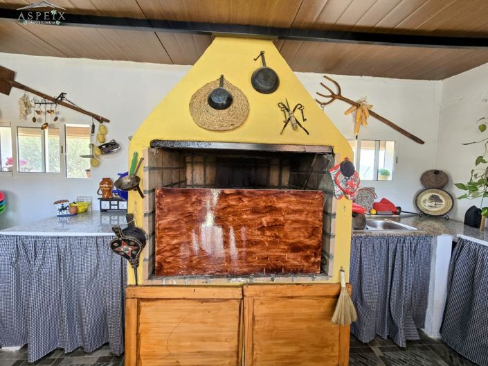 Image No.14-2 Bed Country House for sale