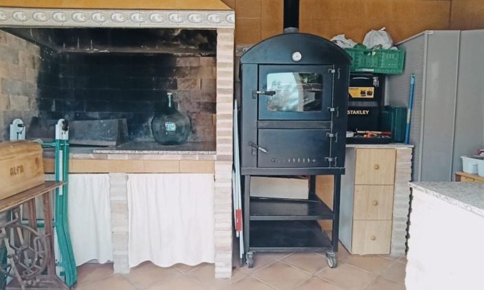 Image No.14-3 Bed Country House for sale