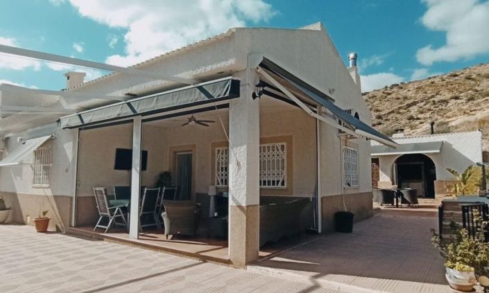 Image No.15-3 Bed Country House for sale