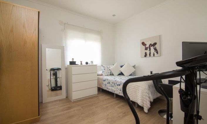 Image No.19-3 Bed Country House for sale