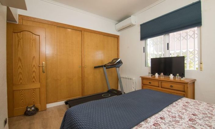 Image No.27-3 Bed Country House for sale