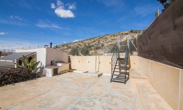 Image No.29-3 Bed Country House for sale