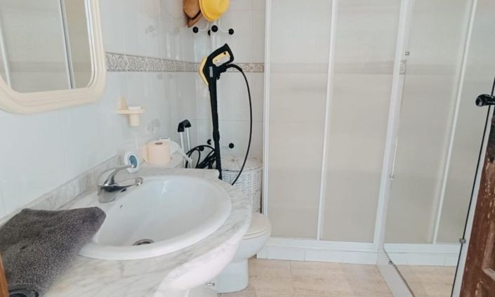 Image No.33-3 Bed Country House for sale