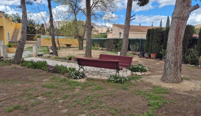 Image No.11-3 Bed Country House for sale