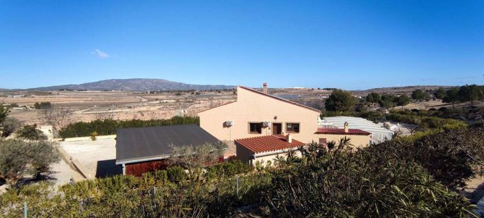 Image No.31-3 Bed Country House for sale