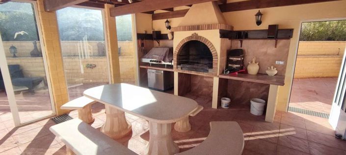 Image No.15-3 Bed Country House for sale