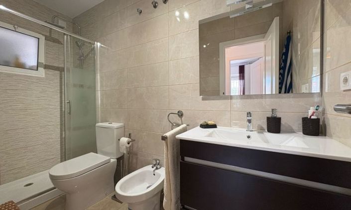 Image No.28-3 Bed Duplex for sale