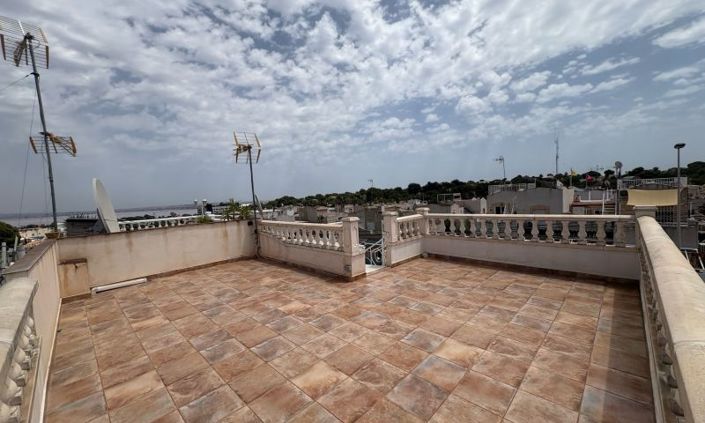 Image No.40-3 Bed Duplex for sale