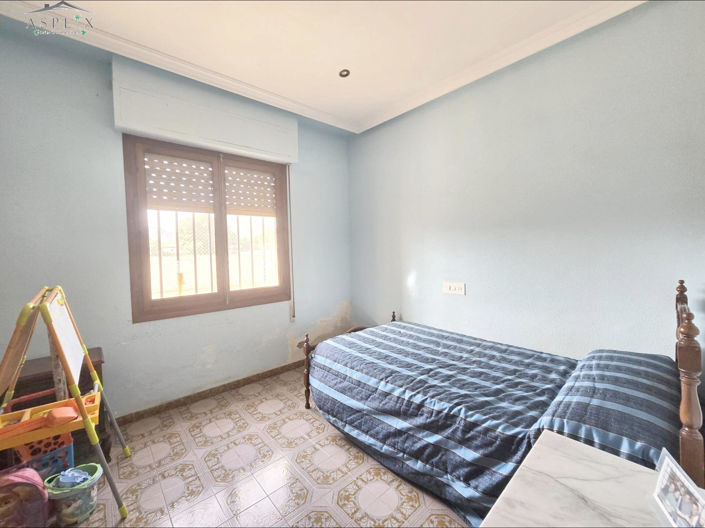 Image No.5-4 Bed Country House for sale