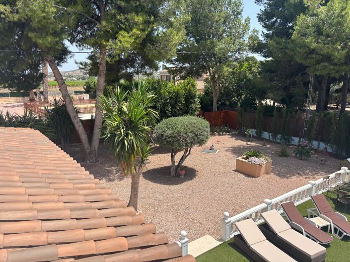 Image No.32-5 Bed Country House for sale