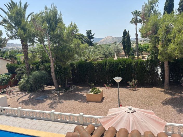 Image No.33-5 Bed Country House for sale