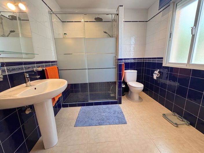 Image No.43-5 Bed Country House for sale