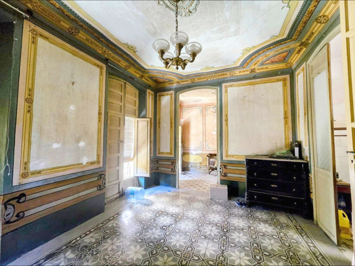 Image No.1-5 Bed Townhouse for sale