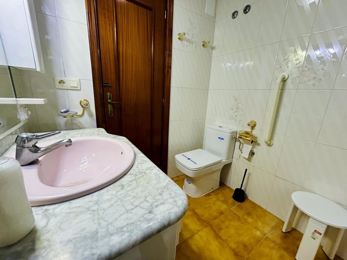 Image No.22-3 Bed Apartment for sale