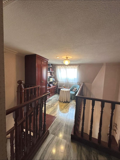 Image No.7-6 Bed Townhouse for sale