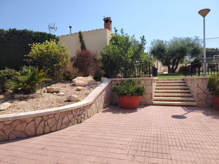 Image No.42-5 Bed Country House for sale