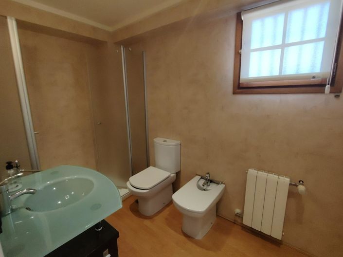 Image No.50-5 Bed Country House for sale