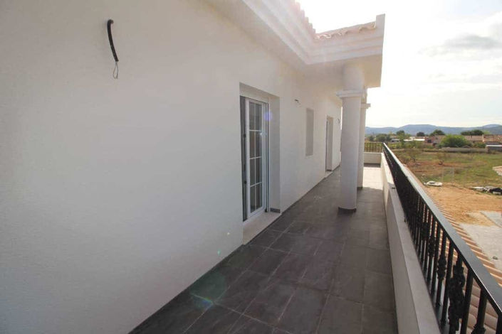 Image No.19-3 Bed Villa for sale