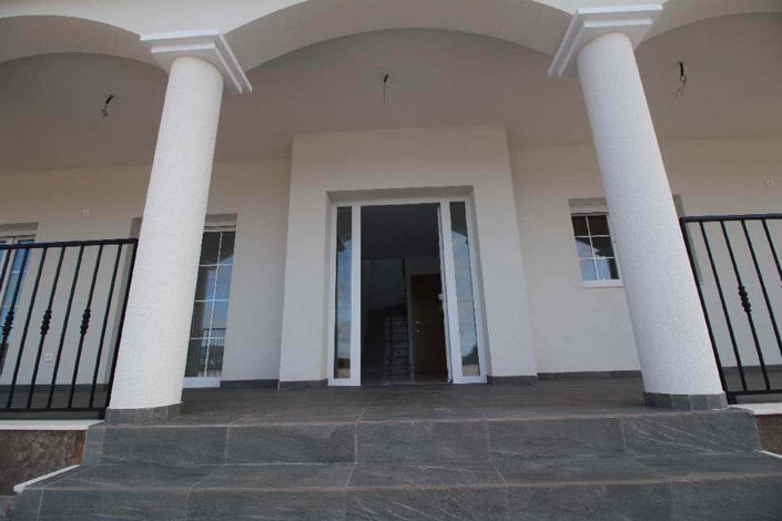 Image No.6-3 Bed Villa for sale