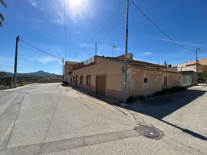 Image No.2-3 Bed Townhouse for sale