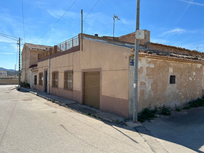 Image No.3-3 Bed Townhouse for sale