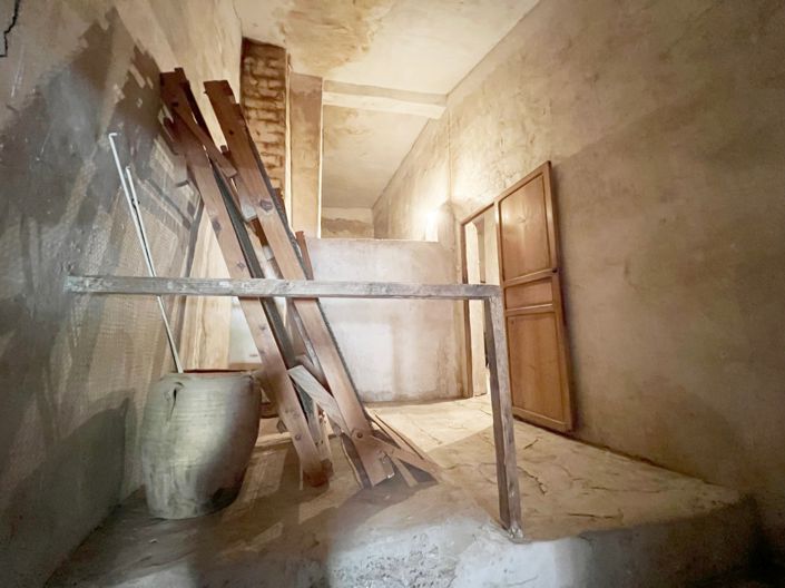 Image No.26-5 Bed Townhouse for sale