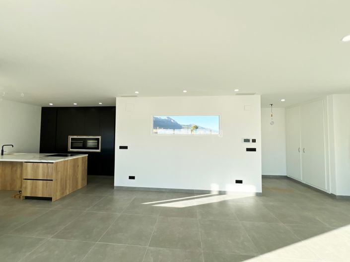 Image No.22-3 Bed Country House for sale